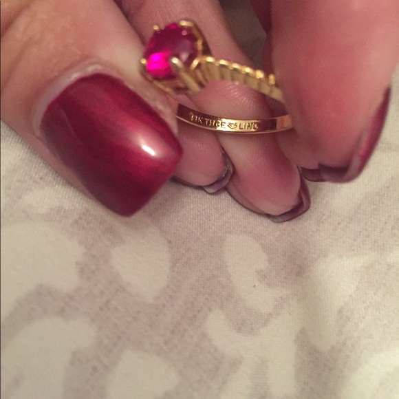 NIB*Ladies 14kt gold HGE 1 ctw sim. red ruby ring - Picture 8 of 8